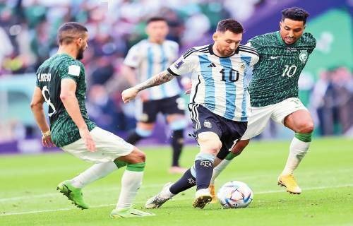 国际赛促成跨联盟合作