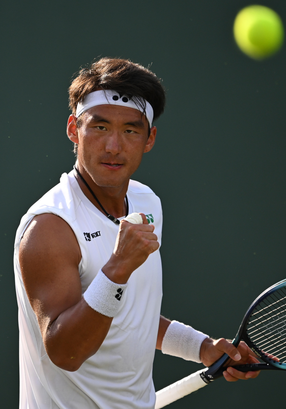 前在社交媒 前在社交媒