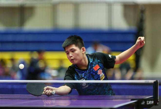 相比之下 相比之下